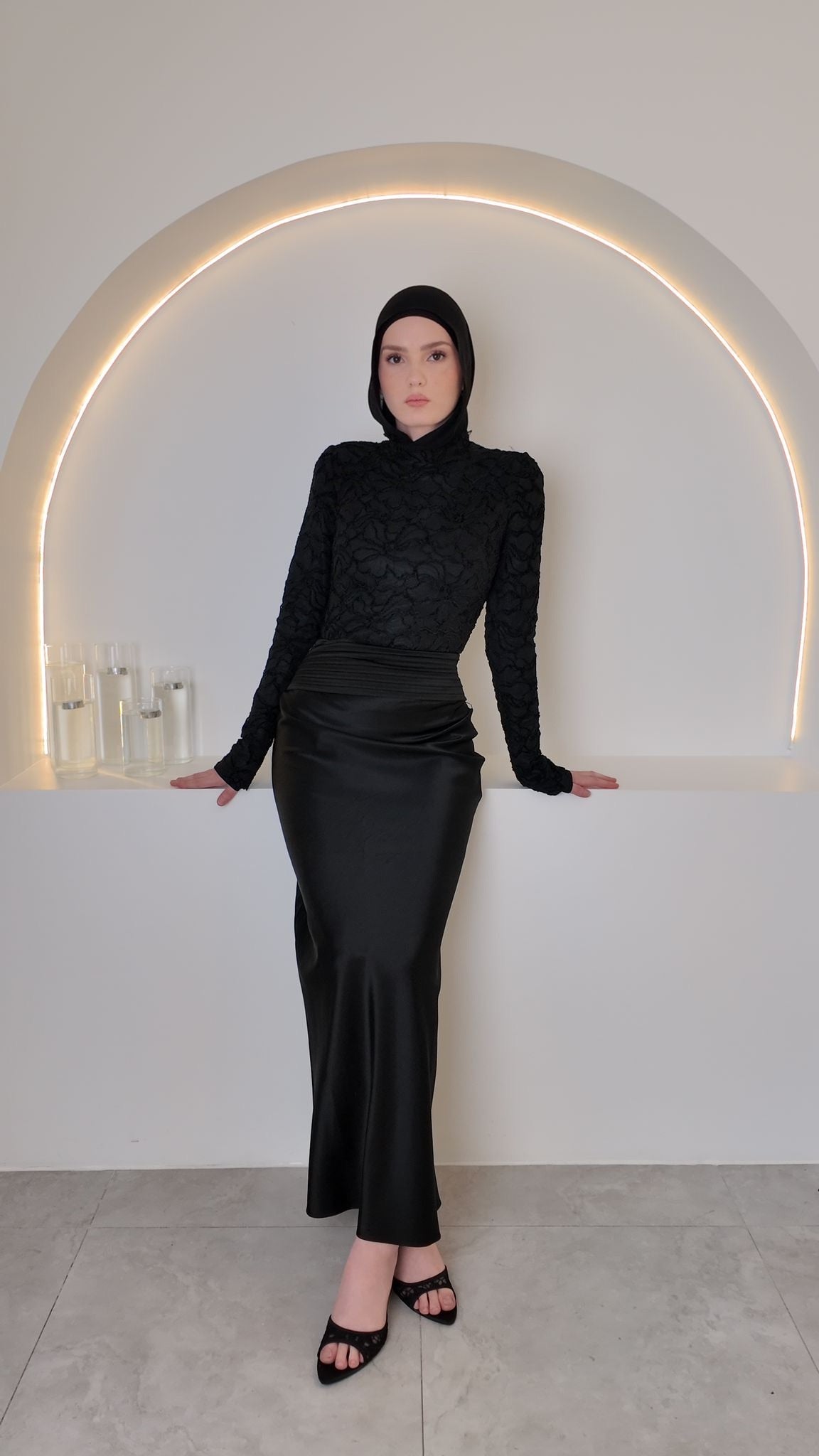 Silhouette Noire Skirt