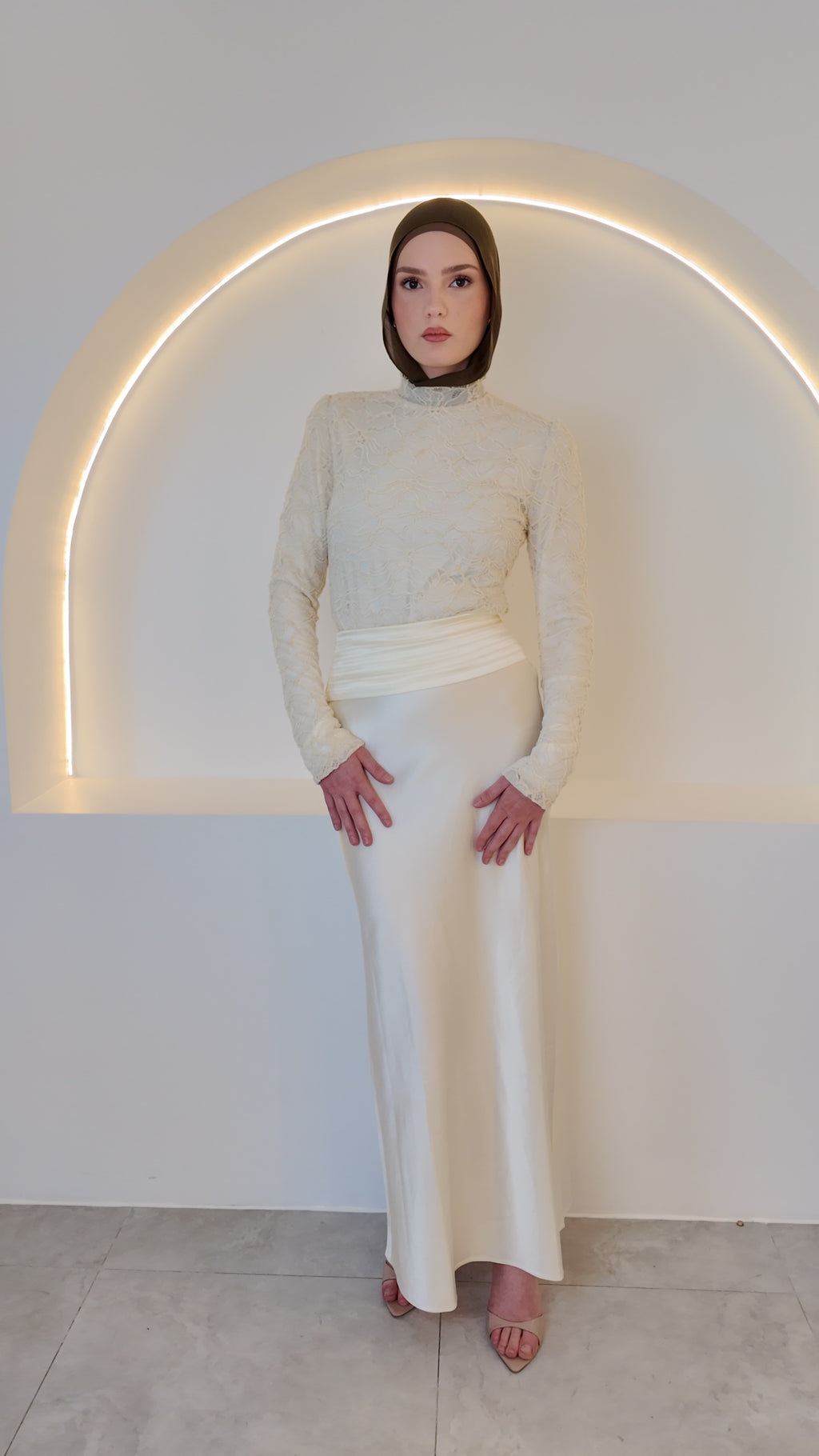 Silhouette Ivoire Skirt